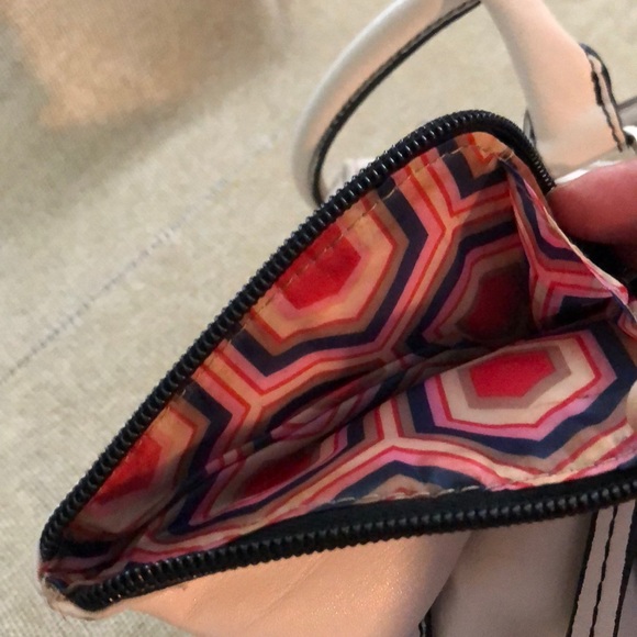 Handbag - Picture 5 of 5